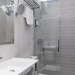 Отель Hito Витория